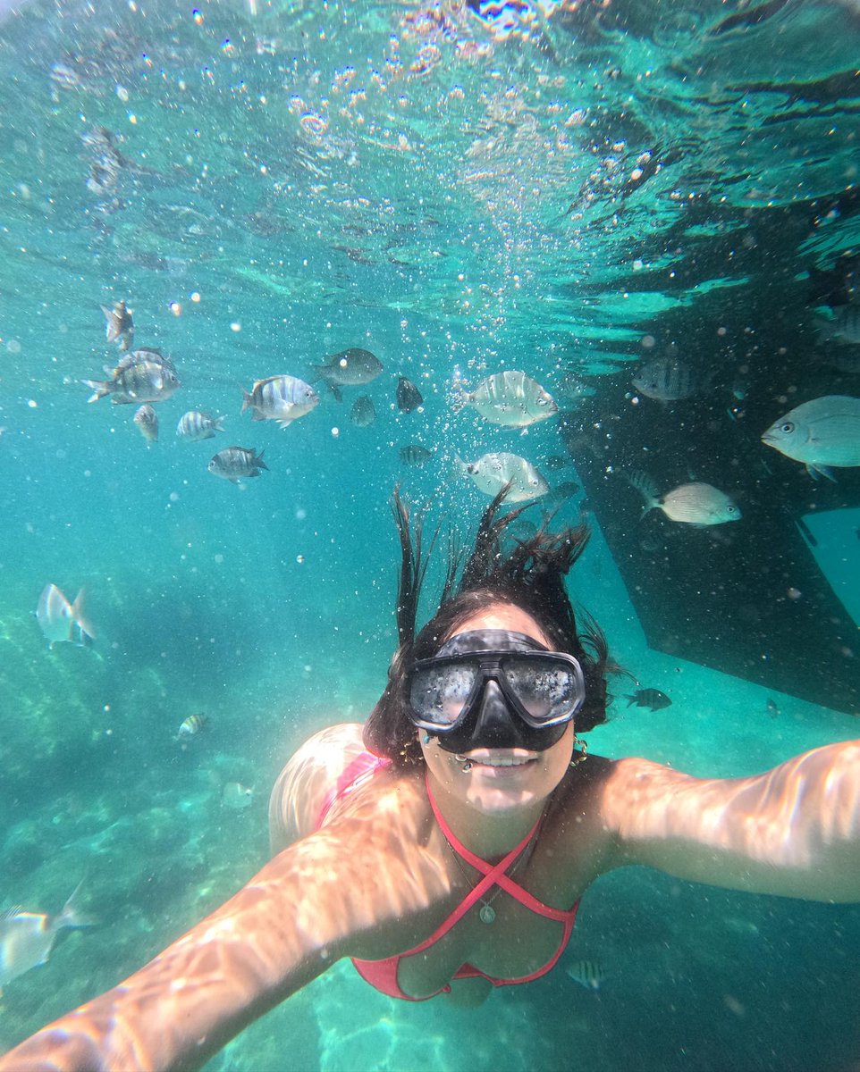 EmmalineHe2s's tweet photo. Feeling very happy in Rio de Janeiro. https://t.co/wy1vSClgYQ
