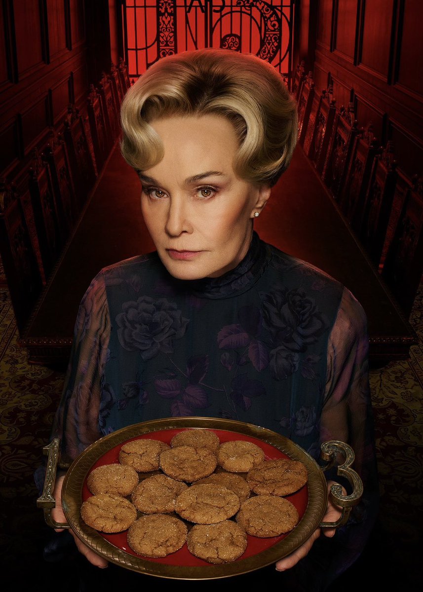 AHSVIP's tweet photo. 🚨 ¡Las duraciones de los seis primeros episodios de #AHS13 ya están confirmadas!

🩸 13x01: 33 minutos
🩸 13x02: 32 minutos
🩸 13x03: 22 minutos
🩸 13x04: 29 minutos
🩸 13x05: 26 minutos
🩸 13x06: 24 minutos https://t.co/XND1O5Ron3