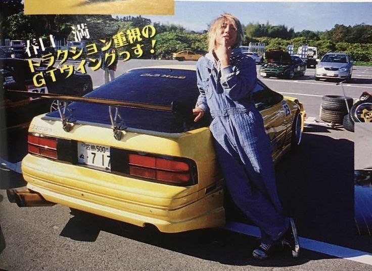 Mintia_carx's tweet photo. BN張り出し、クソデカ羽、ブルーのチェッカーフラッグにベタベタの車高

…に、なる前の326FC
最初はシルバーだったような？写真あるかな https://t.co/DHH9miZXxt