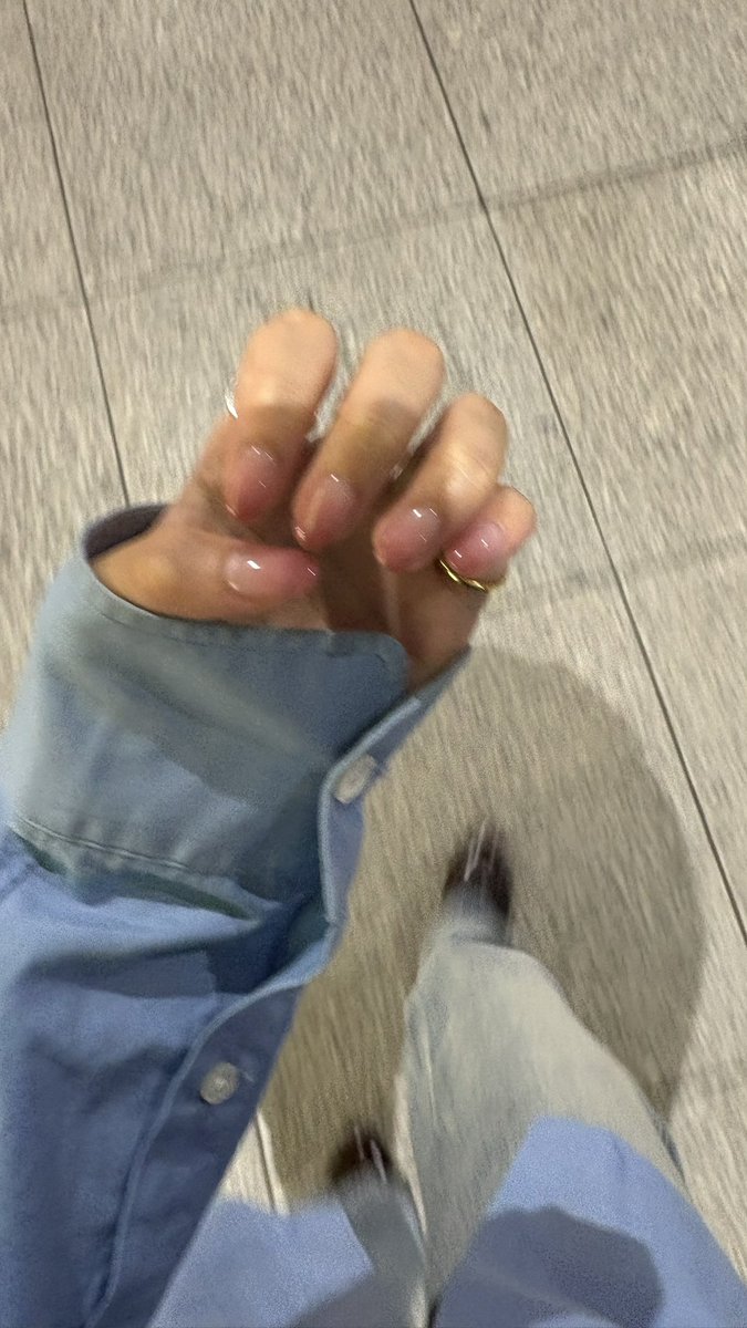 z____o159's tweet photo. 全身auralee
ぶどうネイル🍇💅
秋が1番好き https://t.co/SfQKHWN1Dv