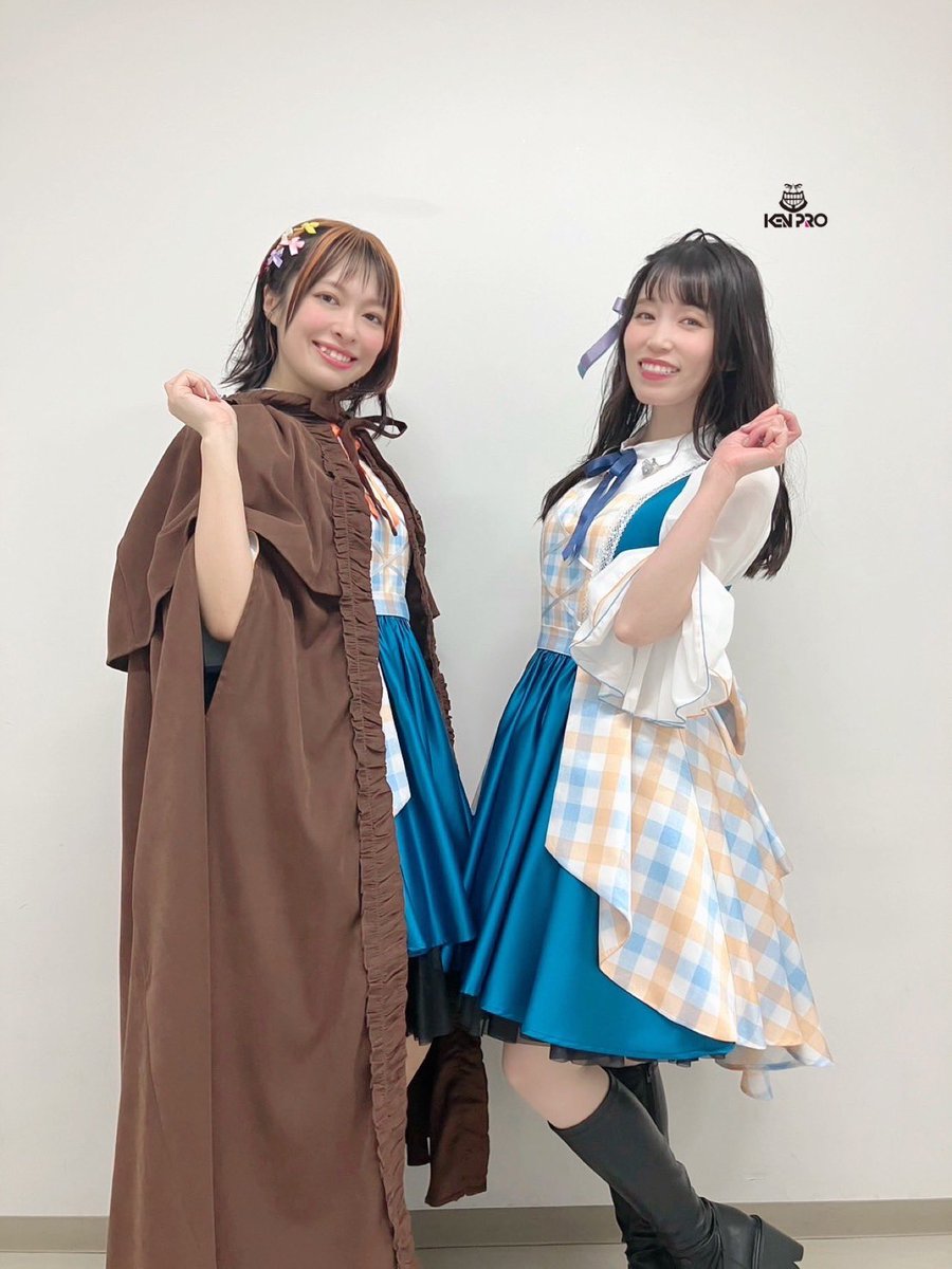 kenpro_official's tweet photo. 【出演報告】#小笠原早紀(#野々原茜 役) #末柄里恵(#豊川風花 役)
#ミリオン14th
DAY1 夢咲くワンダーミラージュ
小笠原早紀と末柄里恵が出演いたしました❤️💜
ご来場、ご視聴のプロちゃん、プロデューサーさん、ありがとうございました🦋
⬇️配信チケット
https://t.co/01P5sCX30A
#ミリオン14th_day1 https://t.co/bu8m2F8KkI