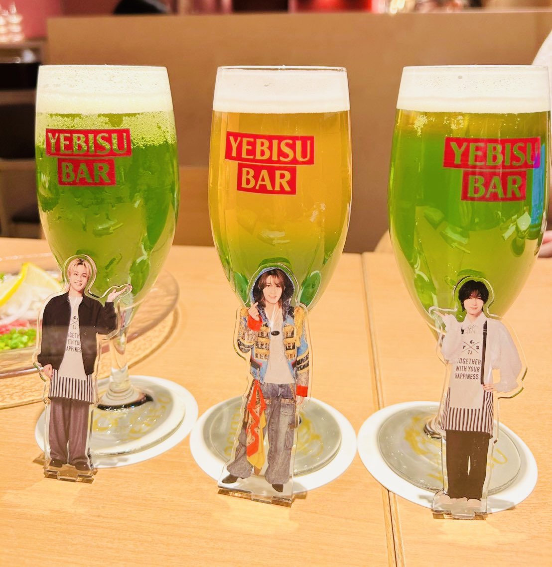_mg_a7's tweet photo. メロンビア🍈🍻！
美味しかった〜🥰 https://t.co/sYYhH7Cad2