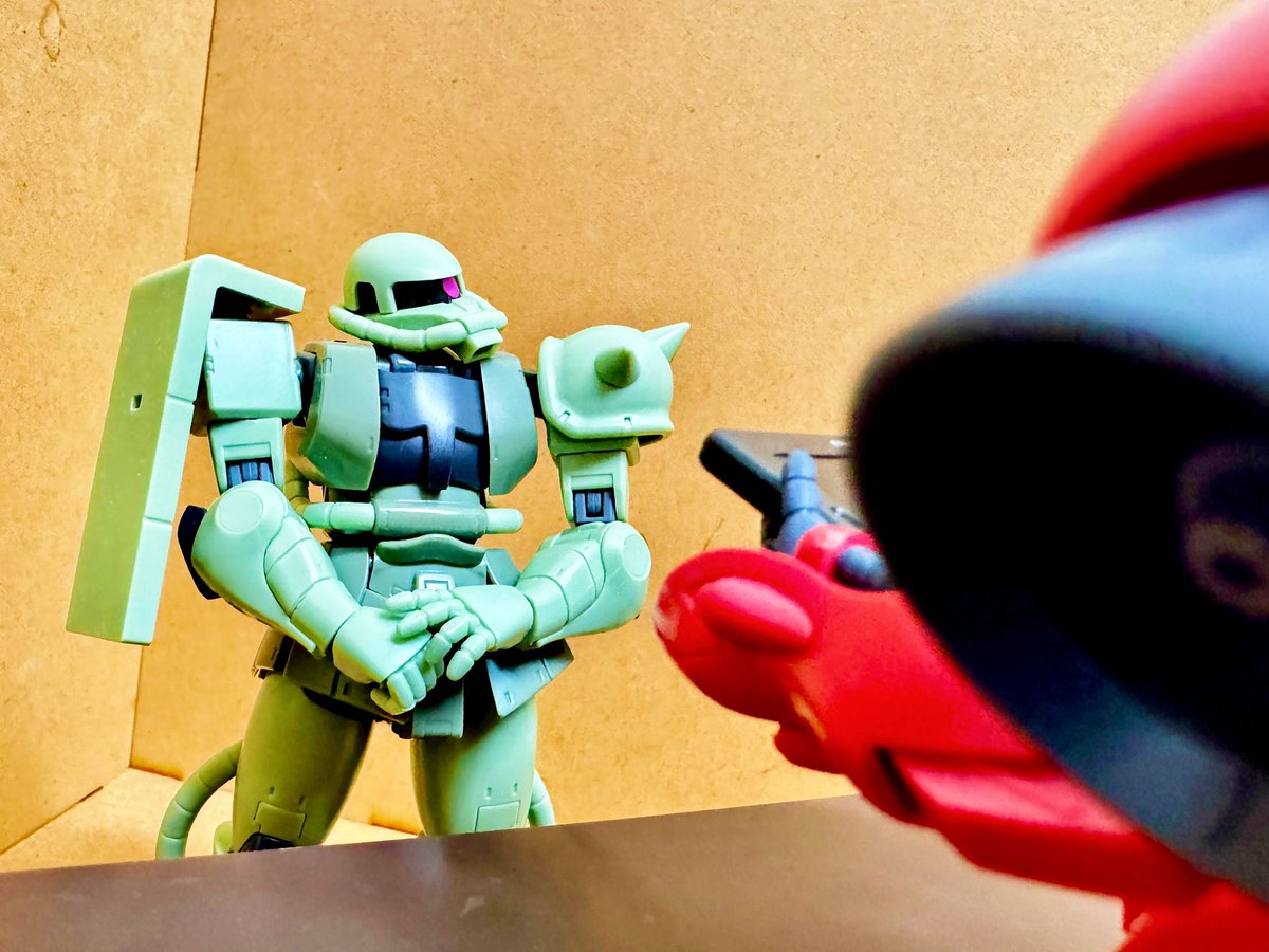 cmocmofuri's tweet photo. #夜のフィギュア撮影会 
テーマ「フリー」
暗証番号を入れている時の定員 https://t.co/zQnFMQrHFw