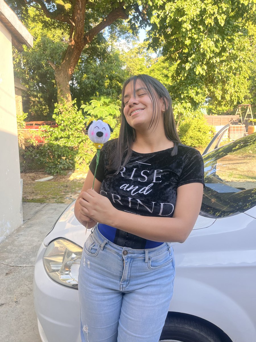 libiagnis's tweet photo. Ayer hice un snoopy, jajajaja me encantó.  Y obvio mi novio orgulloso tomándome fotos 🥹🤍 https://t.co/RYDkwdpwHJ