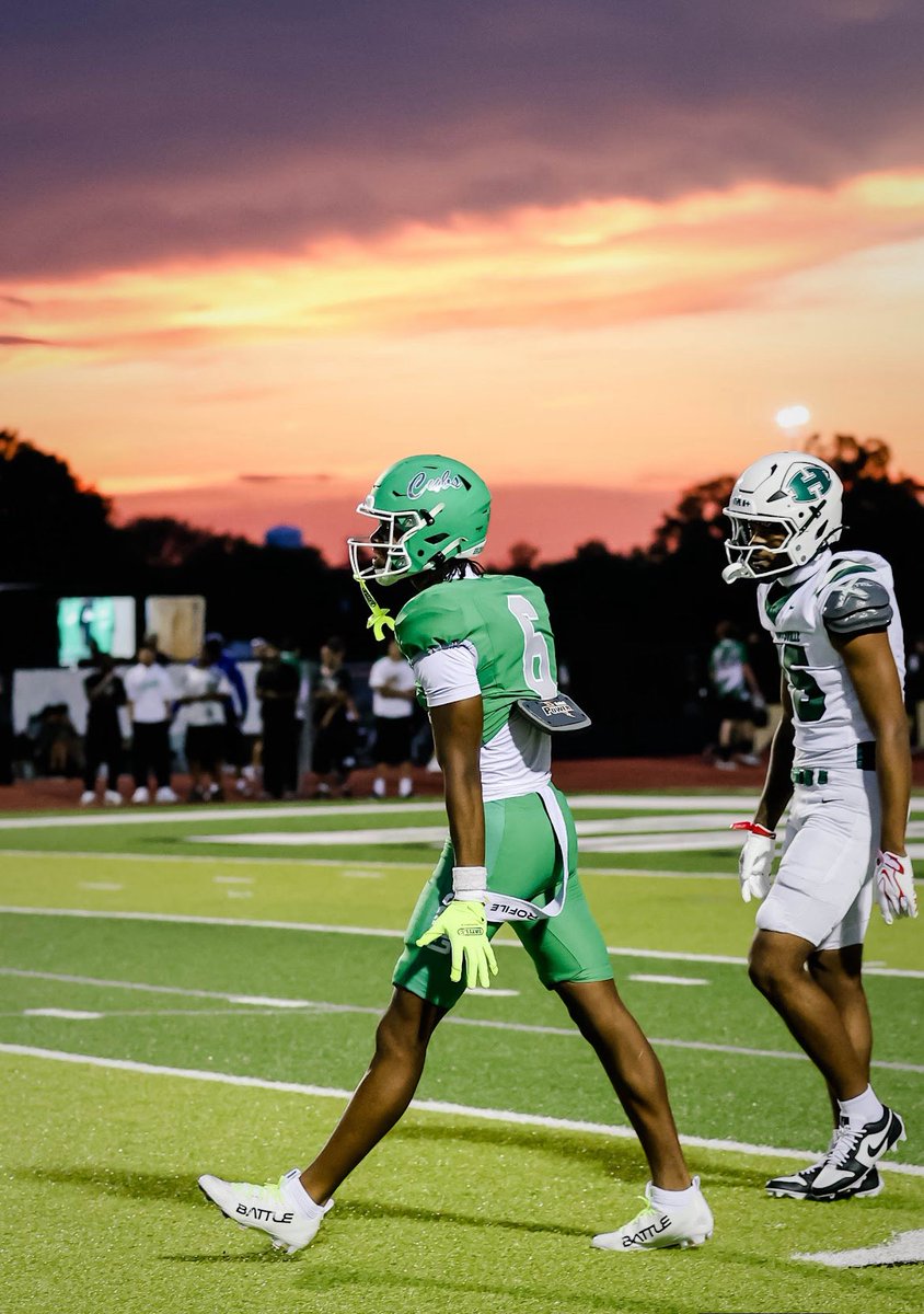 Tre_for6's tweet photo. Week4‼️https://t.co/1yKRsHj7oK 
2 picks‼️
3 tackles ‼️
0 catches allowed ‼️
@247recruiting @TexAgs @TopPreps @sixstarfootball @JUCOFFrenzy @PrepRedzone @dctf @ExpoRecruits @TP_recruiting https://t.co/vgA21alRqO