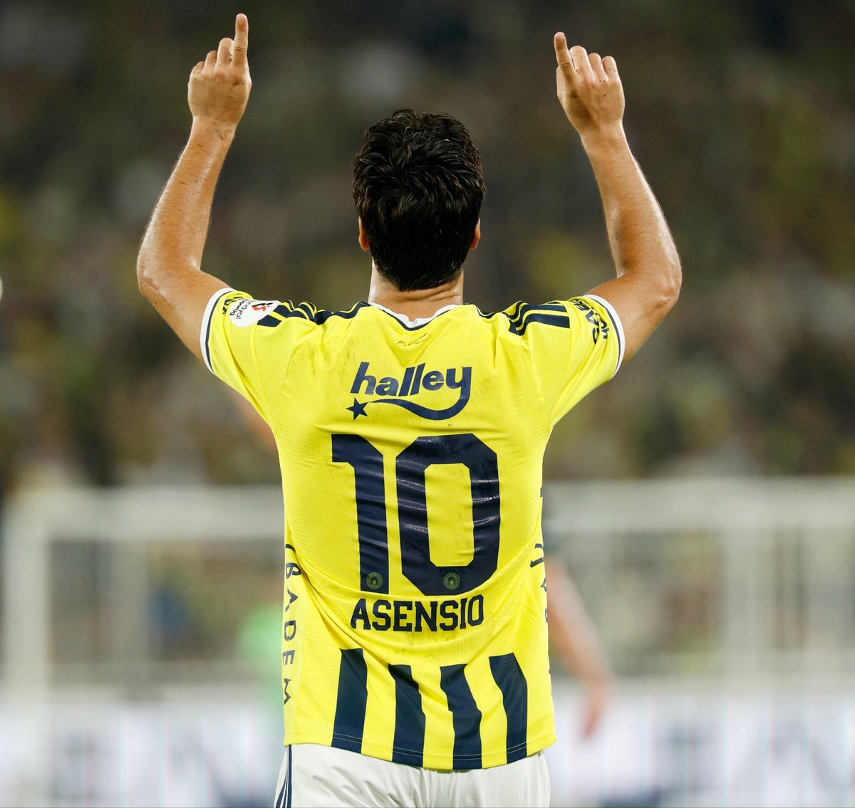 sinirlibek's tweet photo. 🚨Marco Asensio devre arası Beşiktaş'a transfer olabilmek için Beşiktaş başkanı Serdal Adalı'ya haber gönderdi.

📰 Corriere dello Sport https://t.co/xS6KcZuc2F