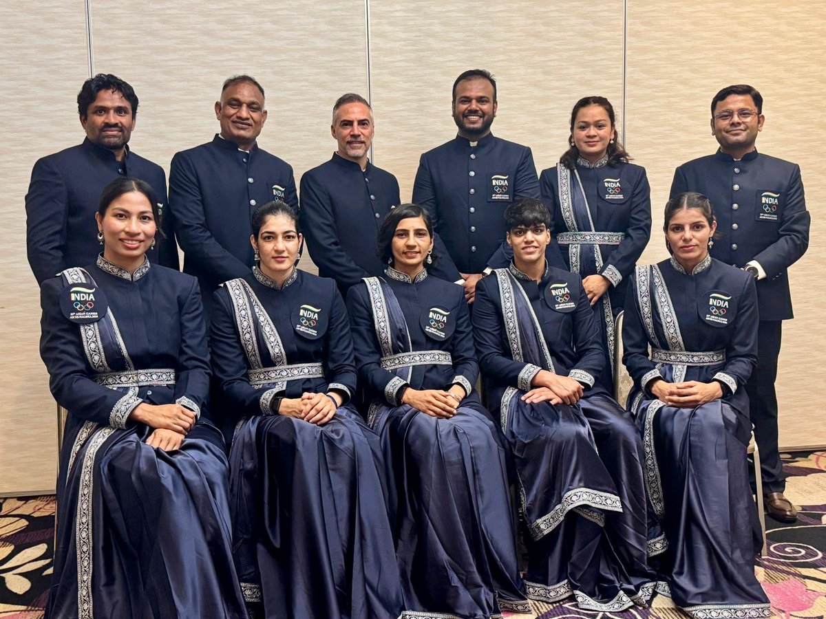 BFI_official's tweet photo. A moment of immense honor as we step onto the continent’s grandest stage. Team India’s boxing squad, standing strong and united at the Asian Games—ready to strive for ultimate glory. 

🇮🇳 High spirits, unwavering grit! https://t.co/mRmjfZvMb6