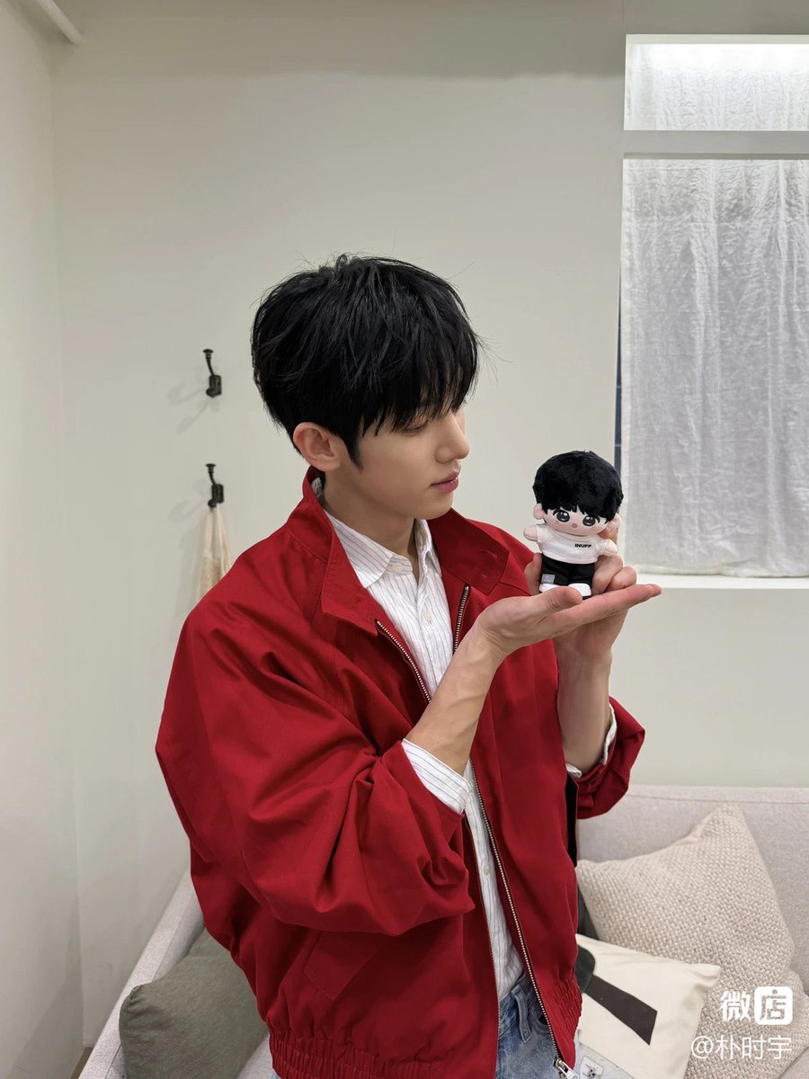 fantuanchen's tweet photo. #슈time https://t.co/cVcpAkBER2