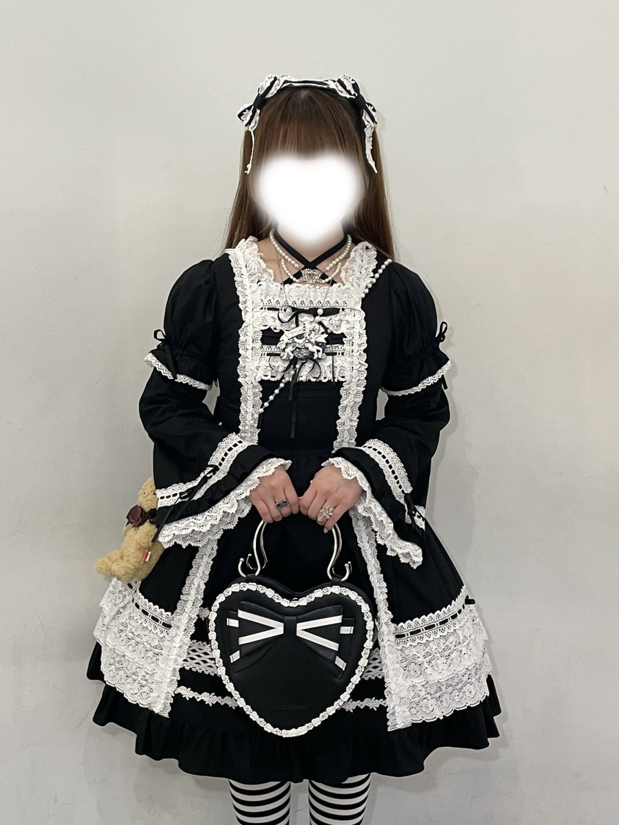 mofu2_nyanco's tweet photo. 黒白かわいい https://t.co/lxia8sQq2e