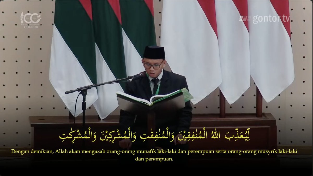 LambeSahamjja's tweet photo. Tolong tutup semua dapur sppg biarkan Gontor memasak🔥
Surat yang dibacakan di depan prabowo 

"Sesungguhnya Kami telah menawarkan amanat kepada langit, bumi, dan gunung-gunung, tetapi semuanya enggan untuk memikulnya dan mereka khawatir tidak akan mampu (menerimanya). Dipikullah amanat itu oleh manusia. (Sesungguhnya manusia amat zalim dan sangat bodoh)." Al ahzab ayat 72