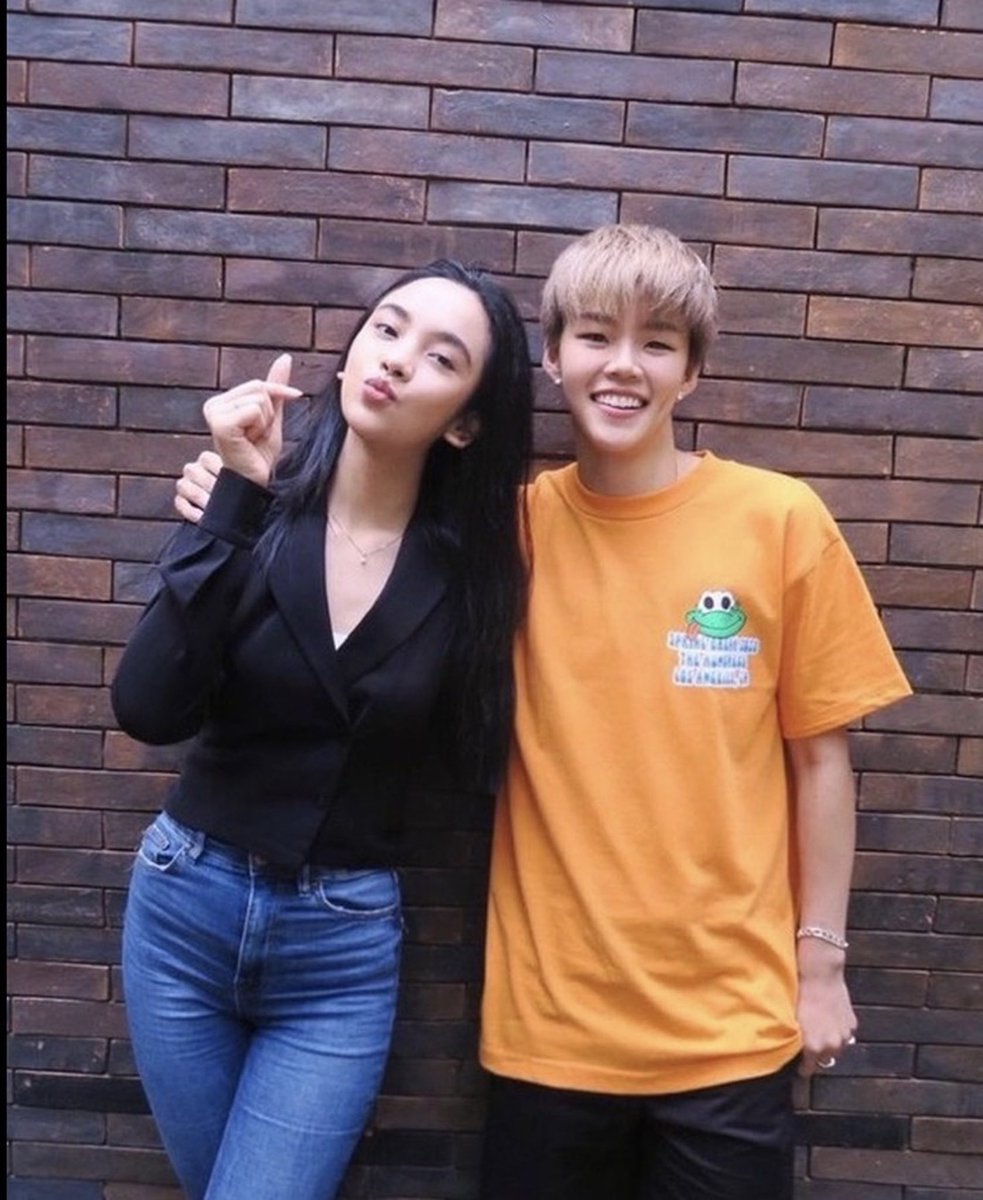 exposingpopor's tweet photo. ‼️🚨 EXPOSING @PoporSapsiree FOR CLOUTING OFF POPULAR ACTRESSES (pt.2 a history of using famous women for clout and engagement?)‼️🚨 a thread with evidence 📝 

Why does it seem you are attaching yourself to high profiled women with big fanbases? 

With Thai gl actresses did you realize the hate may get your more engagement and attention?  👀 
 
WHY CAUSE TROUBLE FOR THESE WOMEN YOU CALL FRIENDS?? 🤔