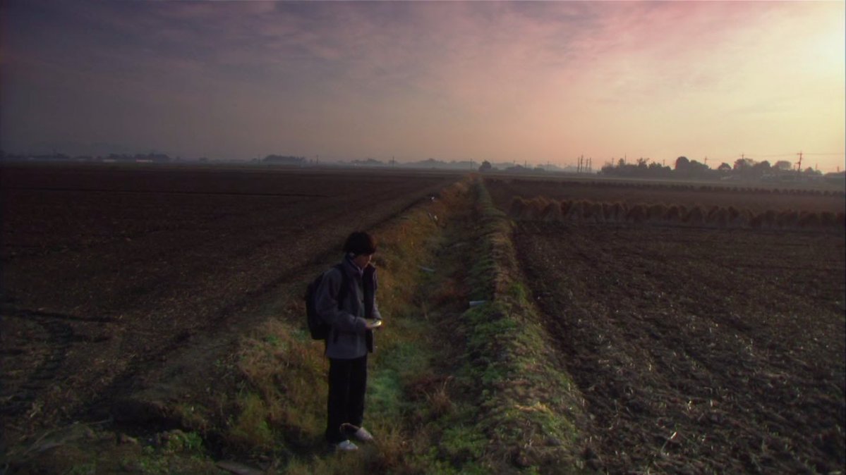 manguzzzz's tweet photo. All about Lily Chou-Chou (2001), Shunji Iwai https://t.co/uUDVW56yhg
