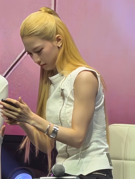 dysmoothy's tweet photo. i need a new fandom name for ruka's biceps lover https://t.co/VKn7ucB1iH