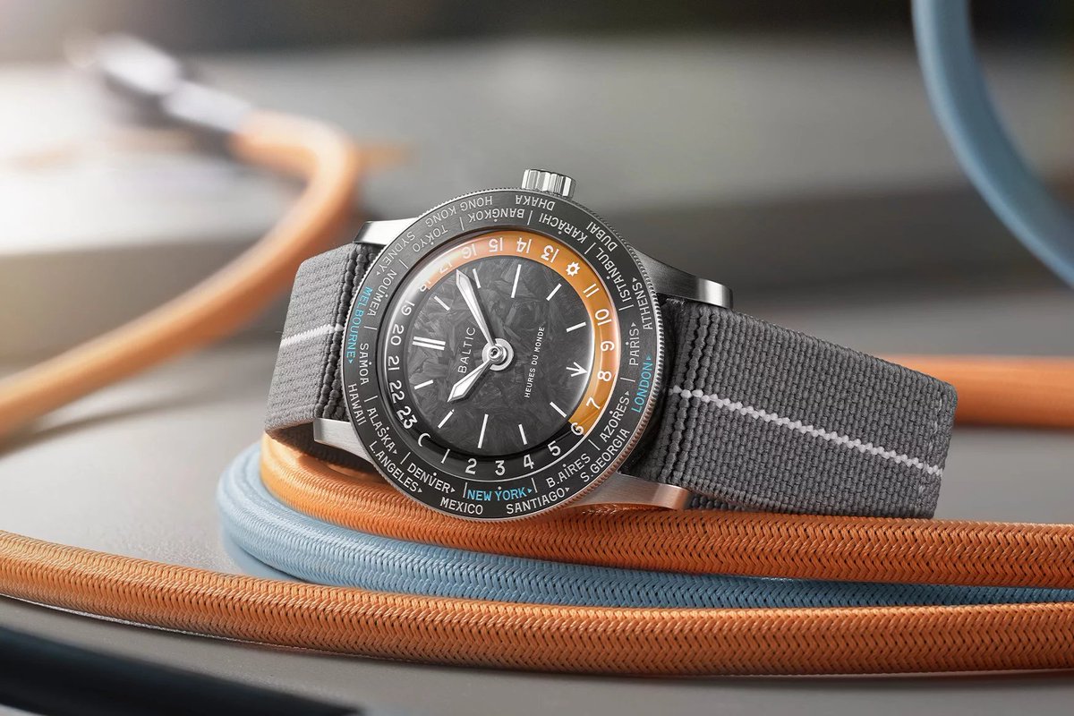 Refzerowatch's tweet photo. My favourite detail from the FounderFest releases might be what two of the brands tried for the first time.

Baltic: its first forged-carbon dial.

Furlan Marri: its first three-link bracelet.

Always nice when a collaboration gives a brand an excuse to try something new. https://t.co/OLqq5SiJ3B