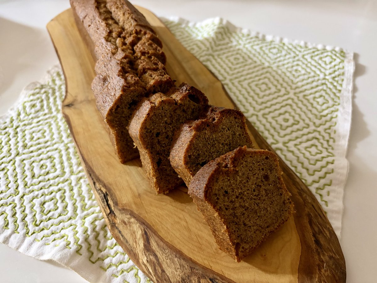 SERS43541322's tweet photo. しみしみEarl Grey pound cake🫖🍃
生活環境が変わって💦
お菓子は焼いていたものの、久しぶりのアップ。
#EarlGrey
#PoundCake https://t.co/3m7q25JDUW