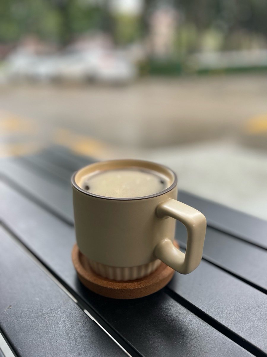 VincentWathdtl's tweet photo. A stranger bought my rainy-day coffee when I realized I left my wallet at home. Small act, huge warmth—restore my faith in people. https://t.co/3thRrzbkAH