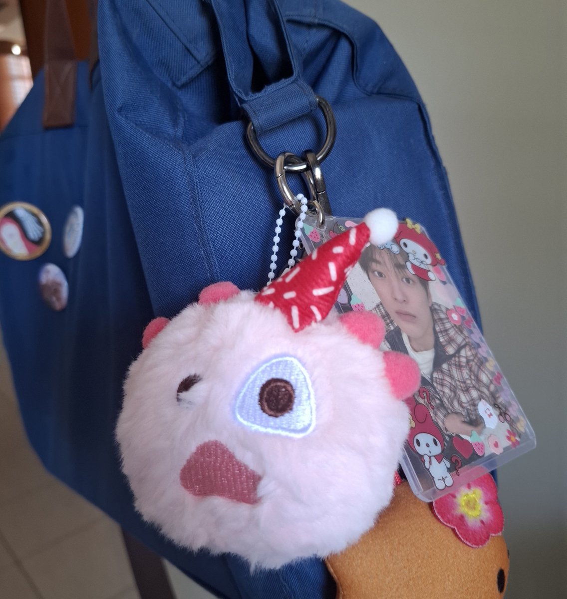testadokeonho's tweet photo. Oi gente minha bolota fake chegou https://t.co/9VYhtCD2N8