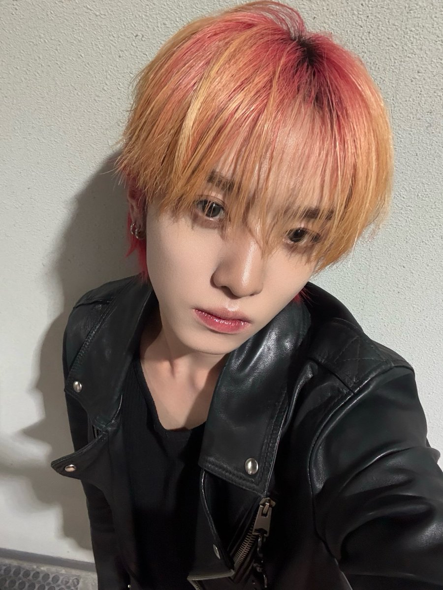 prettyxikies's tweet photo. my yujun you have grown so much https://t.co/UuY9zmJWCy