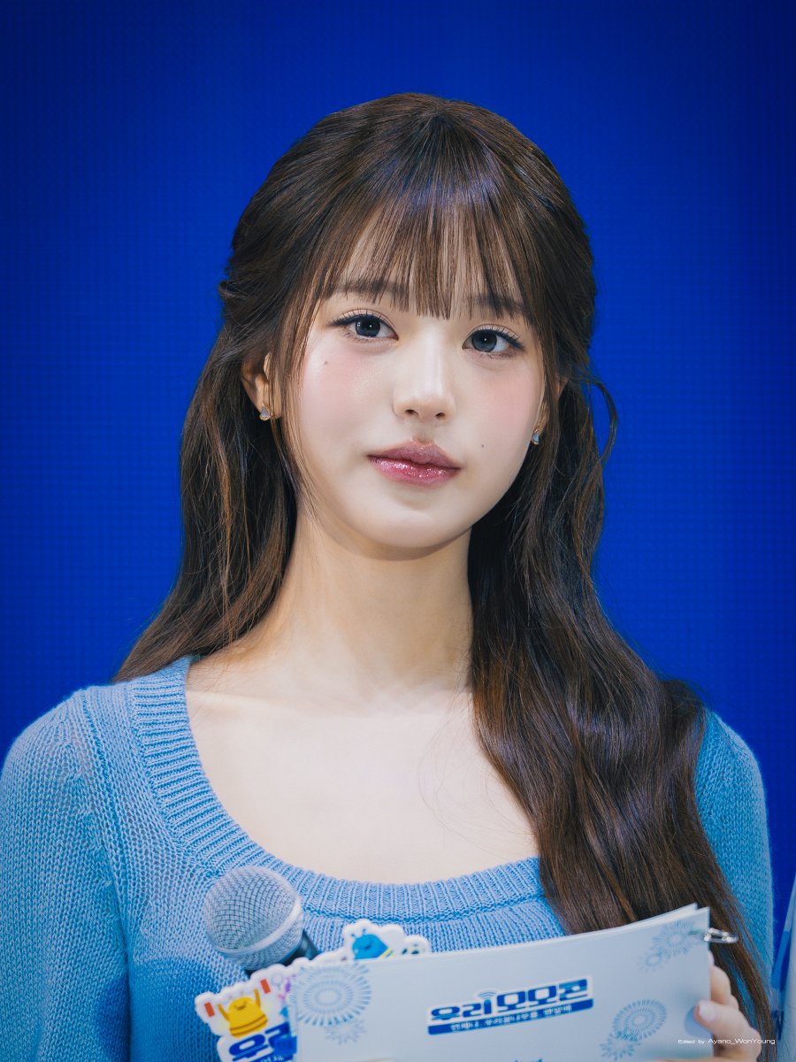 Ayano_WonYoung's tweet photo. 260919 우리 모모콘 2026

우리 원영공주❤️

#원영 #WONYOUNG #ウォニョン #장원영 #JANGWONYOUNG #갓기 #IZONE #IVE #아이즈원 #아이브 https://t.co/gxgwo06NM4