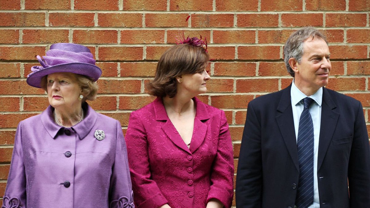 TheBlairArchive's tweet photo. Tony Blair with Margaret Thatcher at a national service of remembrance marking the 25th anniversary of the Falklands War. (2007) https://t.co/KzAbdQxeHG