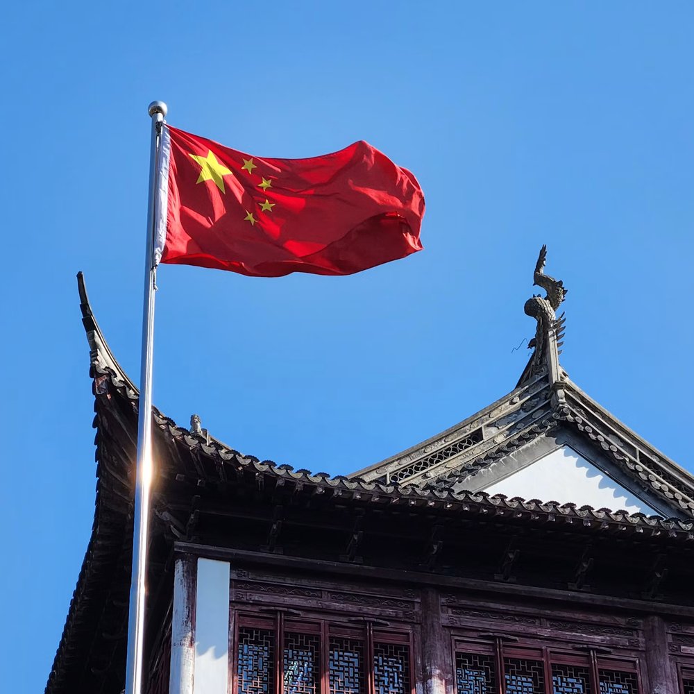 interesting_aIl's tweet photo. The US military nearly boarded a Chinese vessel in the Middle East after intel suggested it was carrying nuclear weapons components

Officials then discovered the report had been generated by an AI chatbot that misidentified the cargo https://t.co/3bkR1VGjXe