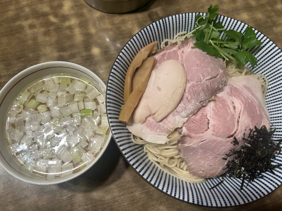 mmikio3's tweet photo. #寿製麺よしかわ川越
#塩煮干しつけ麺 https://t.co/SWDKc1H4f7
