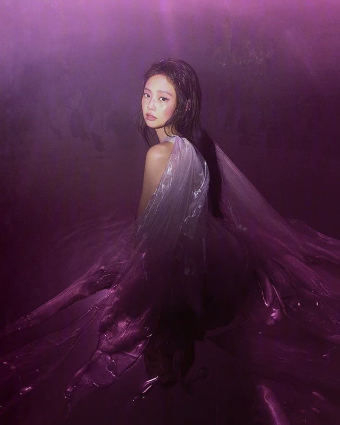 BLACKPINKCNTRAL's tweet photo. BLACKPINK members completely dominating the biggest Global Spotify solo debuts in 2026:

1. LISA — "SaWaDiKa" (2.78M)
2. JENNIE — "Less Than a Lover" (2.26M)
3. JENNIE — "Dracula (Remix)" (2.12M)
4. ROSÉ — "New Trick" (1.37M)
5. JENNIE — "Heaven" (1.31M)
6. JISOO — "Click" (1.24M)

The monopoly is real. 🖤💖