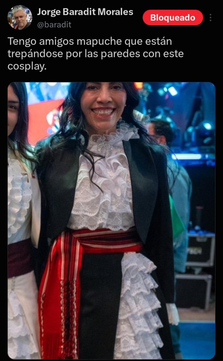 Caplevi1540's tweet photo. Avisenle al subnormal de Baradit que en la Araucanía ARRASÓ el rechazo y los mapuches te mandaron a entubar el "PluriChile". https://t.co/qX2ngr1Obf