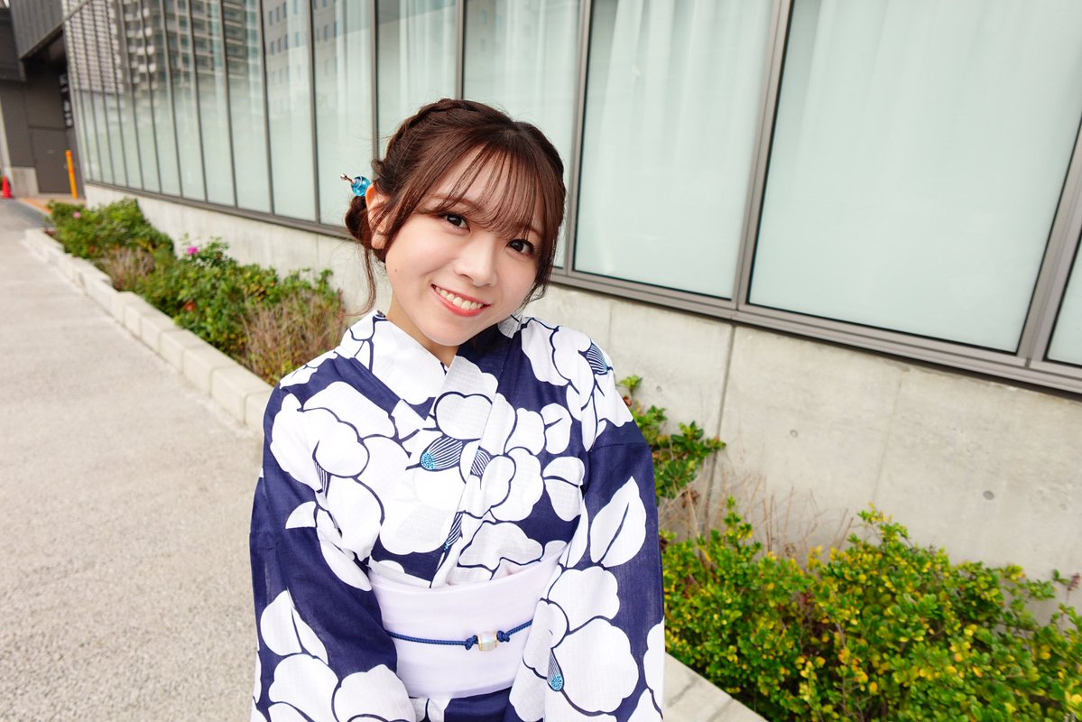 moka__0225's tweet photo. #Boostyファンまつり2026 

ありがとうございましたあ🩷
ひさしぶりにみんなに会えて楽しい時間でした🔆

会いに来てくれてありがとう🥺🫶🏻
4期ステージもたのしかったあ
自由すぎて笑笑

またあいましょうねえ！❤️‍🔥

浴衣で夏気分また感じれてはっぴーでした🎐🩵 https://t.co/bbzokI4UgF
