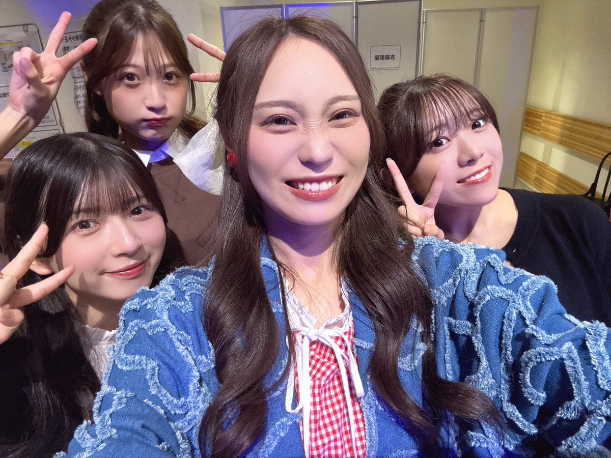 moka__0225's tweet photo. #Boostyファンまつり2026 

ありがとうございましたあ🩷
ひさしぶりにみんなに会えて楽しい時間でした🔆

会いに来てくれてありがとう🥺🫶🏻
4期ステージもたのしかったあ
自由すぎて笑笑

またあいましょうねえ！❤️‍🔥

浴衣で夏気分また感じれてはっぴーでした🎐🩵 https://t.co/bbzokI4UgF