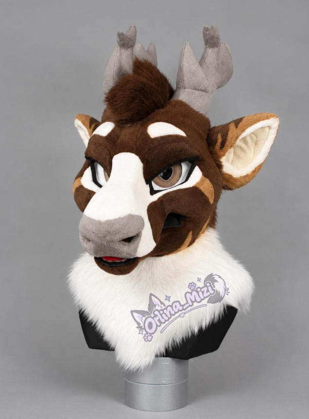 Orlina_mizi's tweet photo. A little look at the head Full suit coming soon!
#Fursuit #FursuitMaker #Furry #FursuitHead https://t.co/XWyL5s5AeH