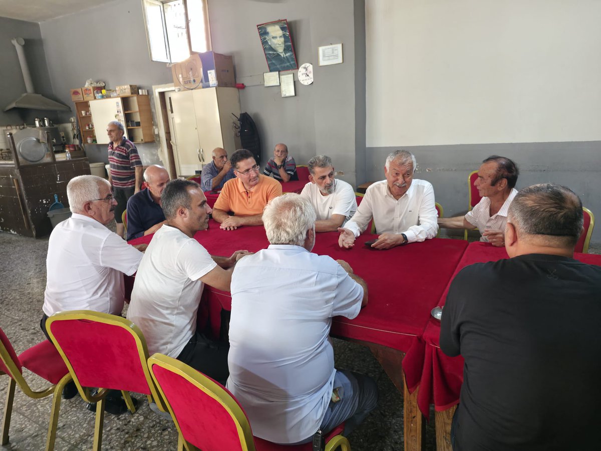 ZeydanKaralar01's tweet photo. Yüreğir ilçemizin Serinevler Mahallesi’nde değerli kardeşlerimizle buluştuk, hasret giderdik.

Bizden güler yüzünü ve duasını eksik etmeyen Serinevler halkına yürekten teşekkür ediyorum. https://t.co/yCDXJUnfJG