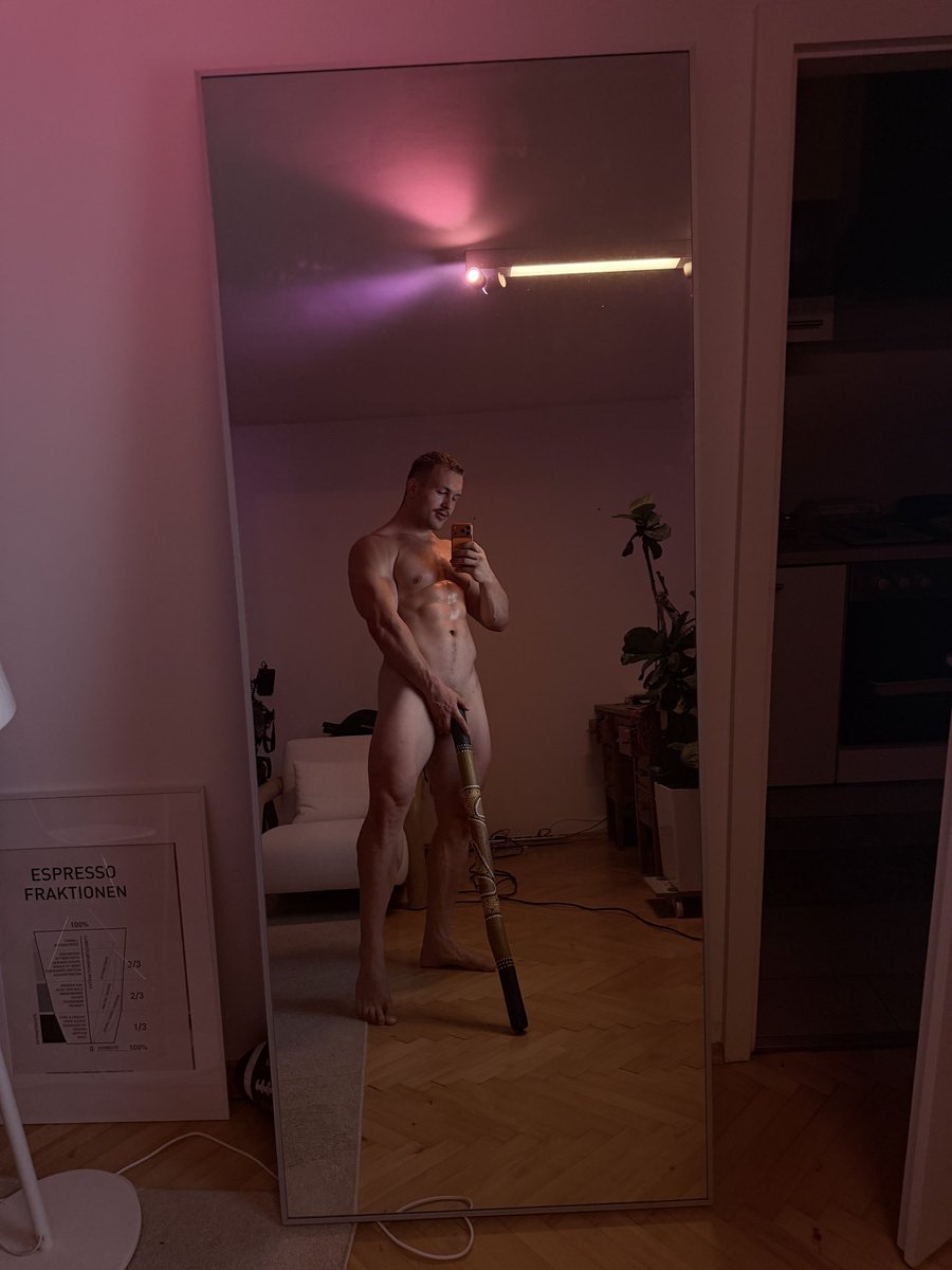 MarkHollmer's tweet photo. 50% off this weekend only!

https://t.co/TLzFOcOvSD

#onlyfans https://t.co/0fKqbbZFC9