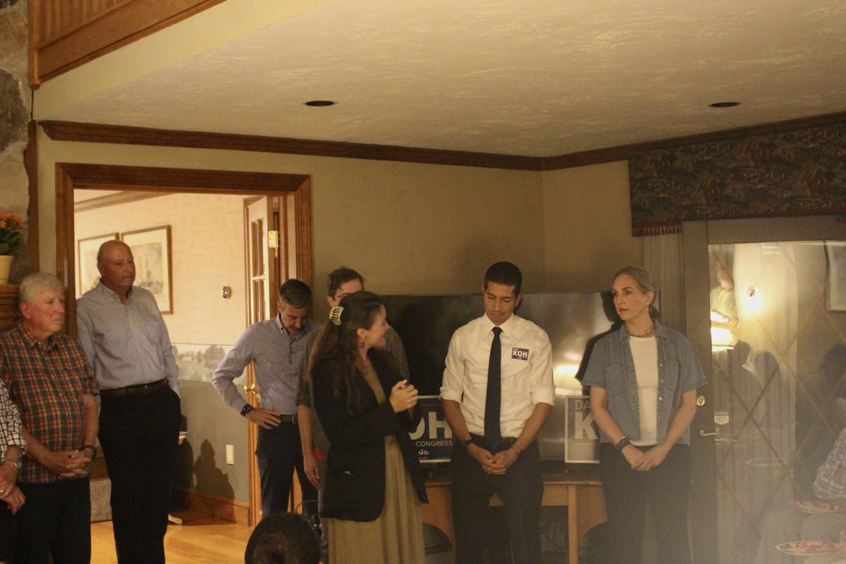 dank's tweet photo. We’re strongest when we stand together. 

So grateful to everyone who joined us last night, especially my fellow candidates John Beccia, Beth Andres-Beck, Mariah Lancaster, and Rep. Jamie Belsito, who showed up in support of our campaign and our democracy.

There’s a lot at stake this November. We need to come together, support Democrats across Massachusetts, and fight for our country.