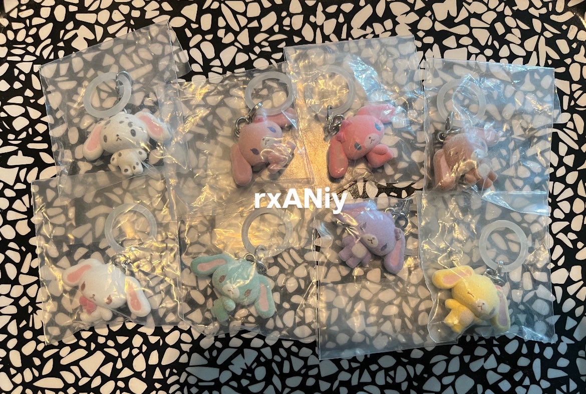 rxANiy's tweet photo. 🐰 ส่งต่อพวงกุญแจชูก้าบันนี่ 🐰

♡ ครบ 8 ตัว 1,350 รวมส่ง ♡

สนใจทัก dm ได้เลยค่ะ💘
#ตลาดนัดsanrio #ตลาดนัดกาชาปอง https://t.co/7WCA8EvINp