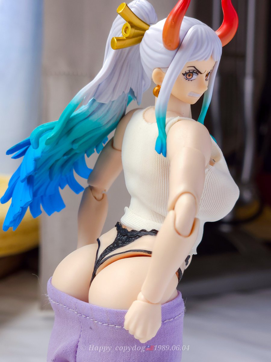 Happy_copydog's tweet photo. SHF大和x非玩女素體
SHF Yamato x Nottaa female body 

#onepieceyamato #shfiguarts #animefigures #actionfiguresphotography #toyphotography https://t.co/brgozz0QZk
