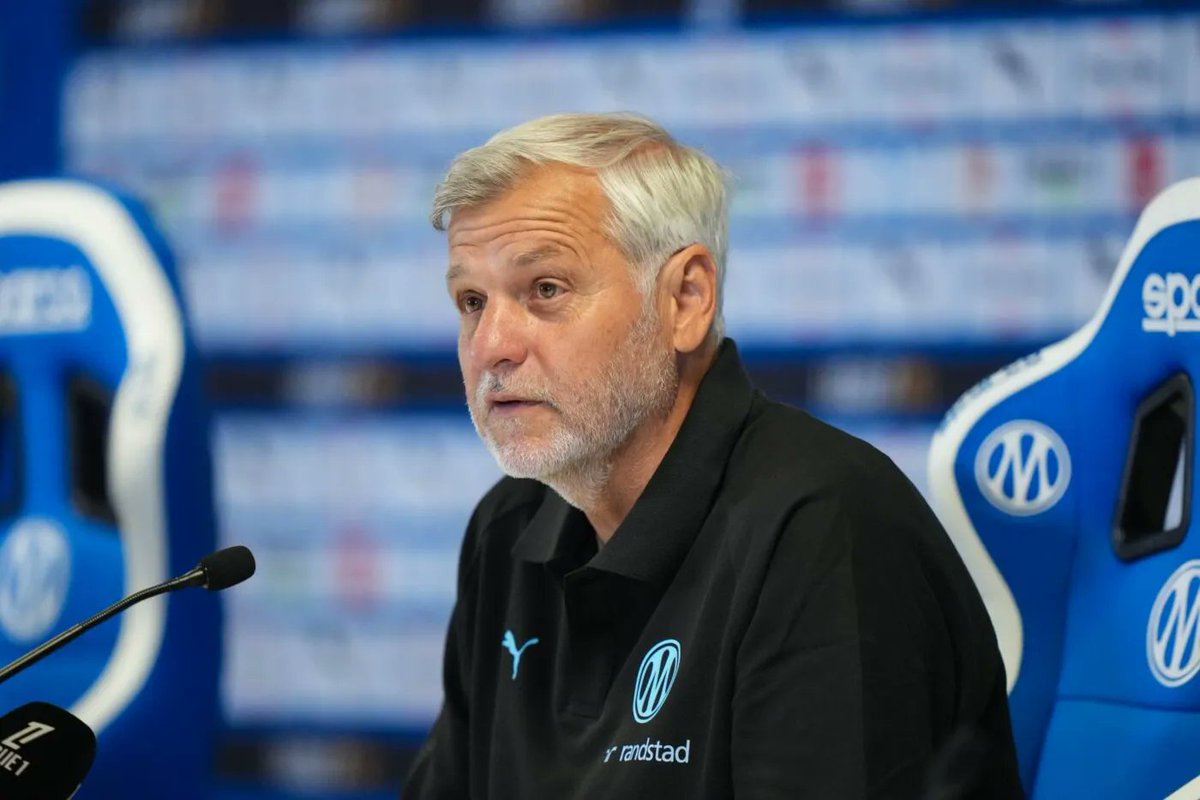 univmarseillais's tweet photo. 🔴 Bruno Genesio 🇫🇷
🗣️: "Un point sur le groupe ? Hormis Tochukwu Nnadi et Geoffrey Kondogbia, tout le monde est présent."
#TeamOM | #OMPSG
🗞️ #ConfOM https://t.co/1vpEA1kC1z
