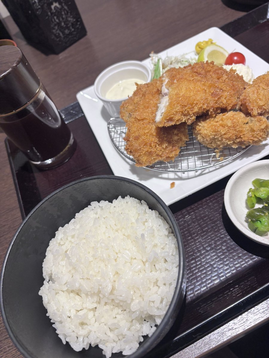 hirasauna2's tweet photo. 今日は平和島様でひライトアウフグースでした！

今回も振れ幅MAXでお届けしました！🌿🔥家入回に混ざってわちゃわちゃしたり、本場の方🇫🇮にも受けてもらえて嬉しかったです！！！

秋の限定メニュー、ステーキ丼もアジ・カキフライも最高でした😋

ありがとうございました！！！ https://t.co/n5kkesxJAI