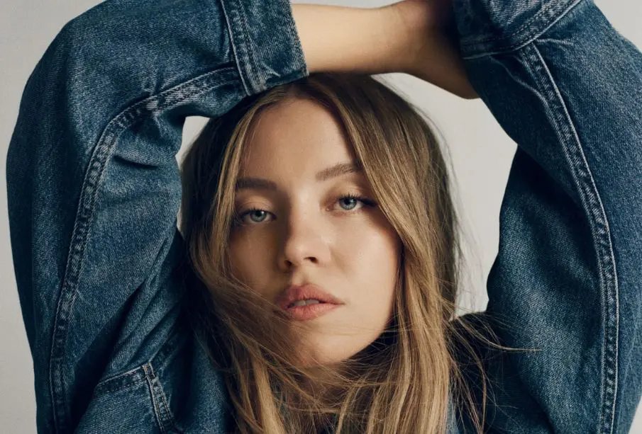 Meowfiaclub's tweet photo. Everybody assumes Sydney Sweeney is on this list .but she’s not even on OnlyFans https://t.co/rbYgEszvtq