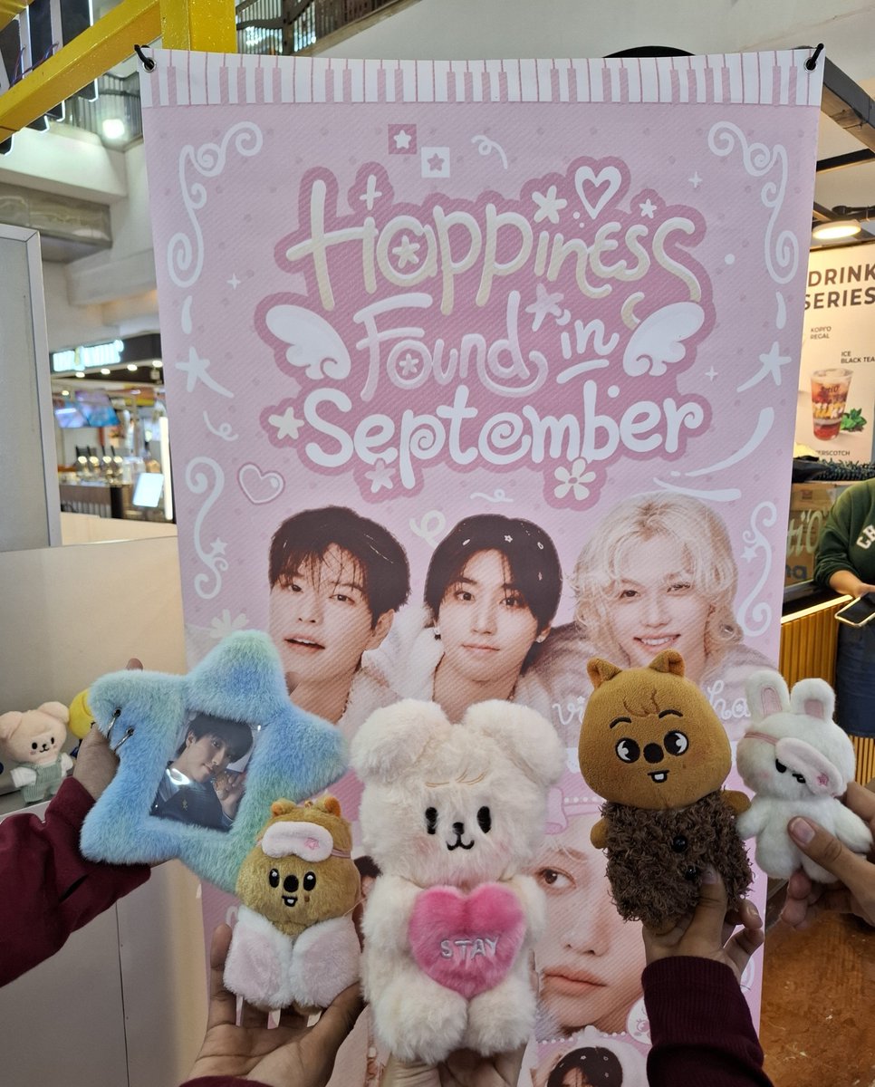 eungmins's tweet photo. timakaci sudah pinky nan imyut @VIRGORACHASKZ ๐๐
#HappinessFoundinSeptember #VirgoRachaBDAY https://t.co/X8QlCd7ONQ