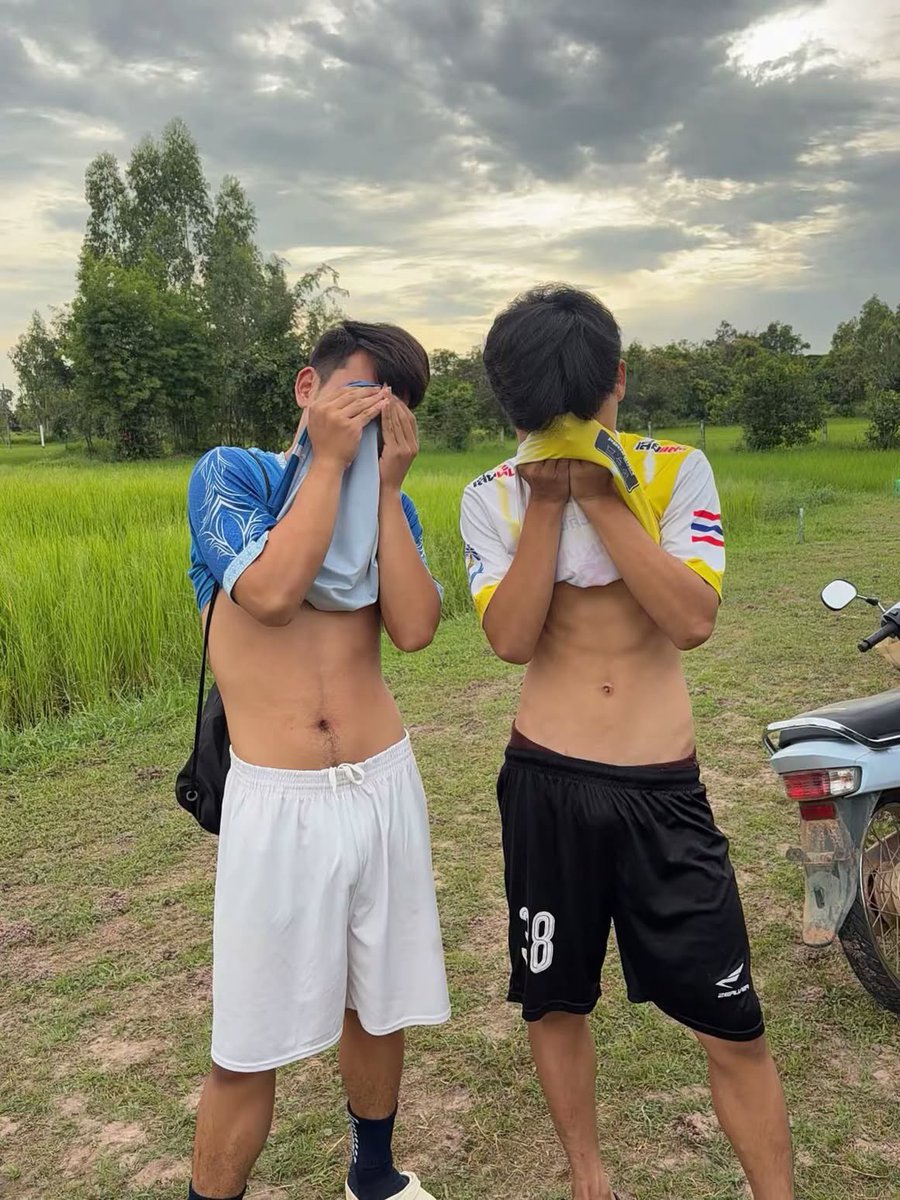 juthawut54's tweet photo. ได้เหงื่อแล้ว พักผ่อนได้ ⚽️💪✌️
#ขออนุญาตเจ้าของภาพแจ้งลบทักข้อความ https://t.co/WMhaPWWmbA