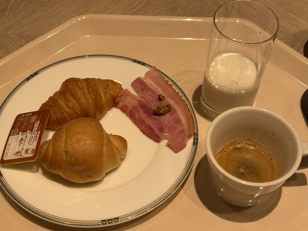 soundofwindbell's tweet photo. 朝食はガッツリ
パンがかなり美味しい
他のもGOOD

一休で安いタイミングでまた予約して泊まりたいな https://t.co/zxQclcBToN
