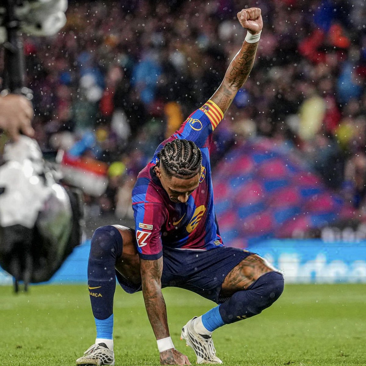 nadjib__fcb's tweet photo. ديكو قال انه تم الاتفاق مع رافينها على تجديد عقده https://t.co/4wewbvYlja