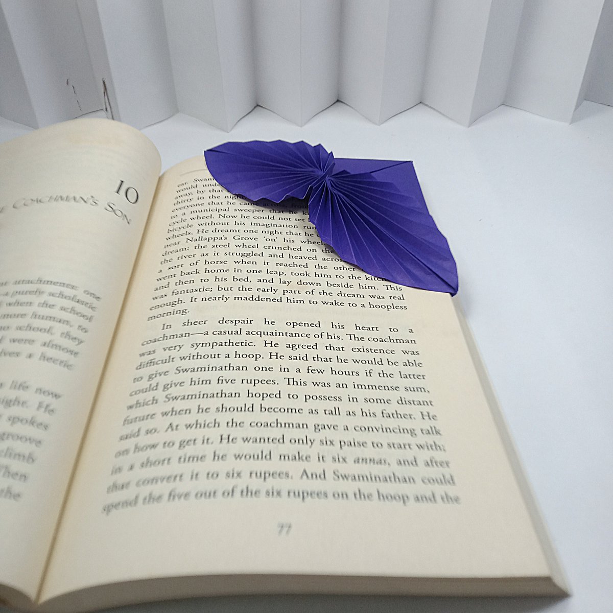 scrapcarved's tweet photo. Beautiful Royal Leaf Bookmark 👑🌿 | DIY Paper Craft https://t.co/t7KUsm8OCE