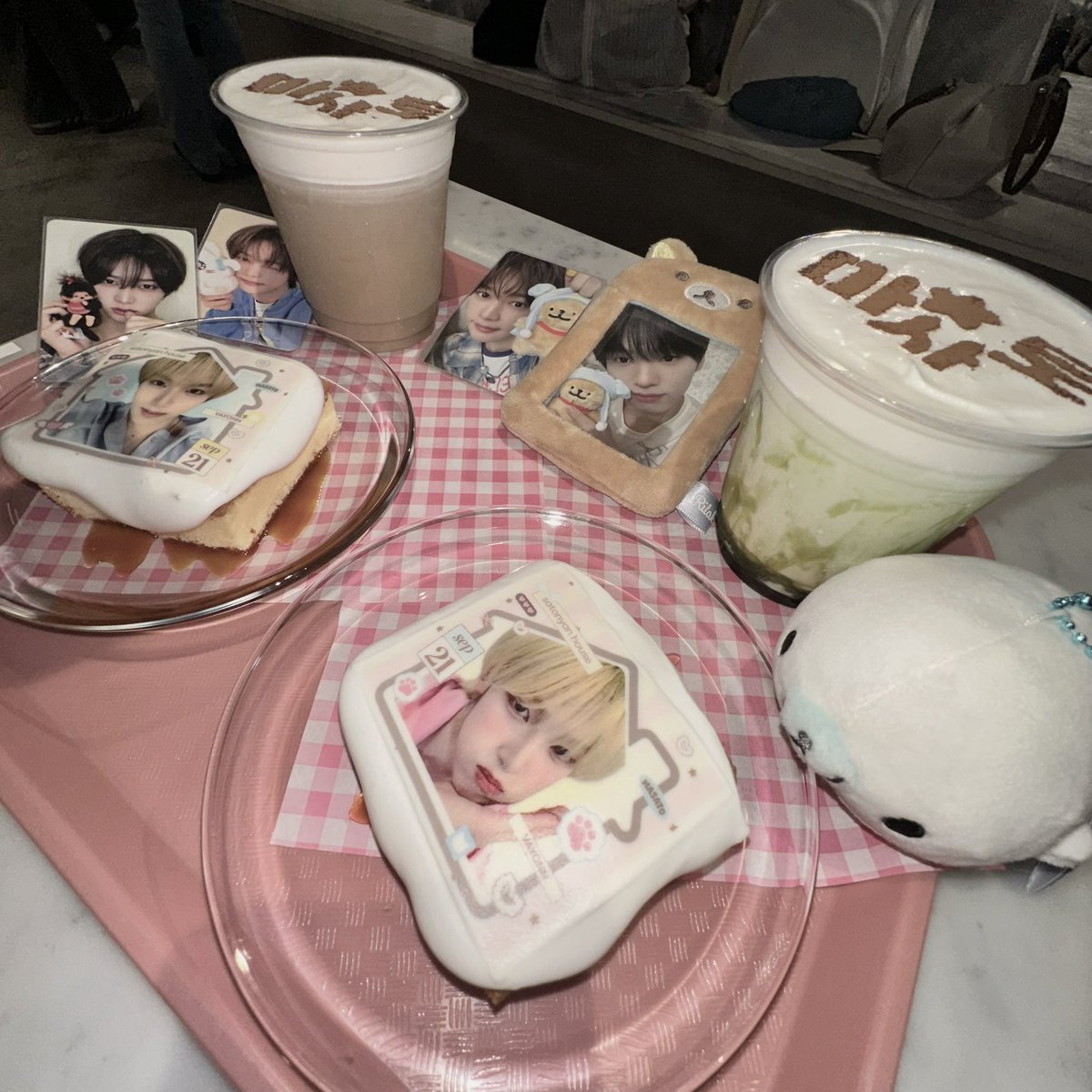 1ovechronicle's tweet photo. 사토넴없는 사토 생파 미리함 https://t.co/F4GGsVSXfP