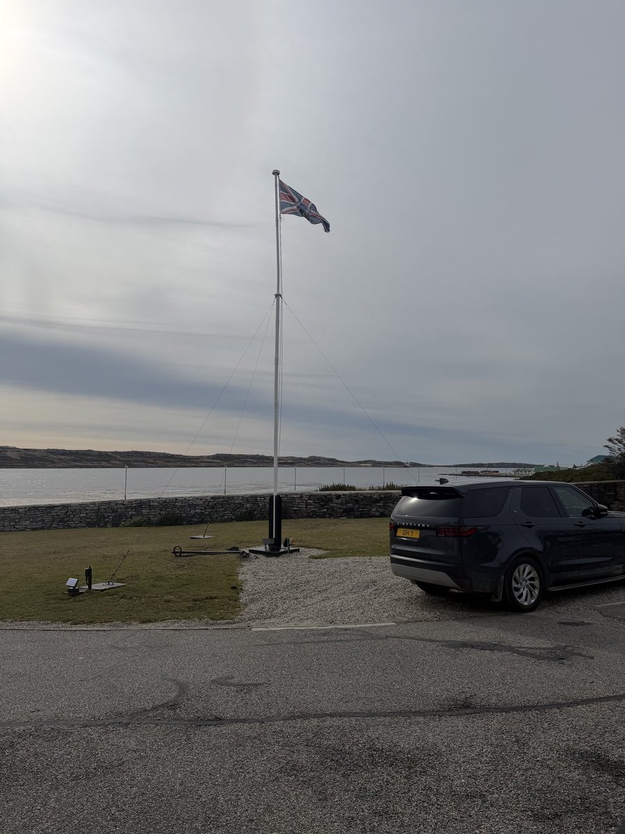 Colin_M_R's tweet photo. Beautiful day in Stanley! https://t.co/pJmE9RrZ0e
