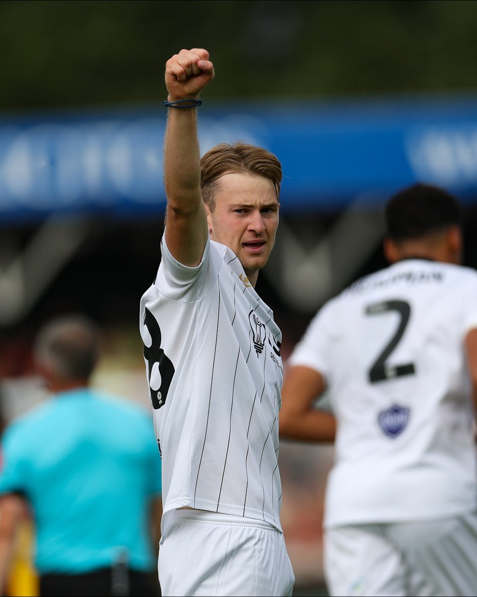 bromleyfc tweet picture