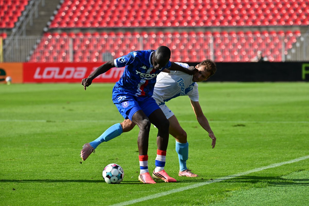 FCSlovanLiberec's tweet photo. ⏱️60' | #ARTLIB | 0:0
Nuda v Brně. 😐 https://t.co/rcdDSjBnCc