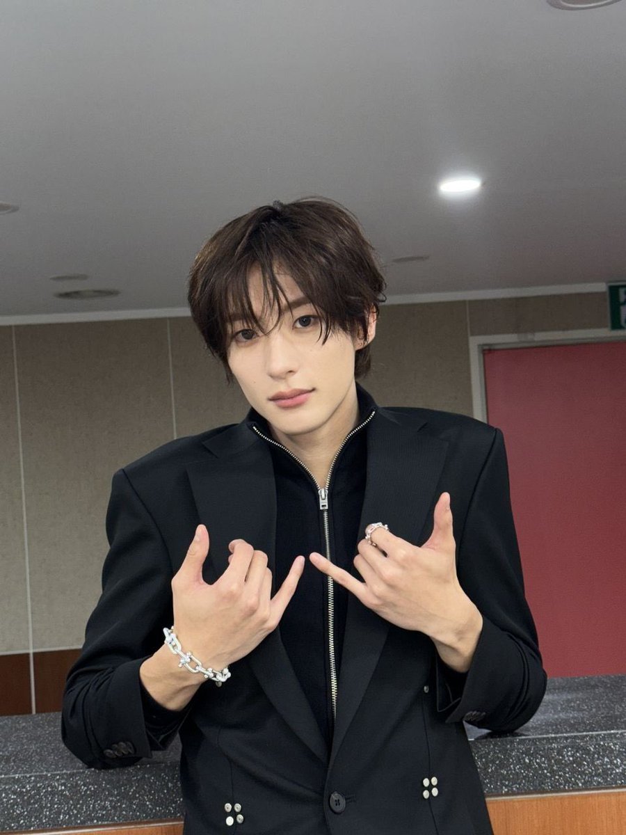b2bnton tweet picture