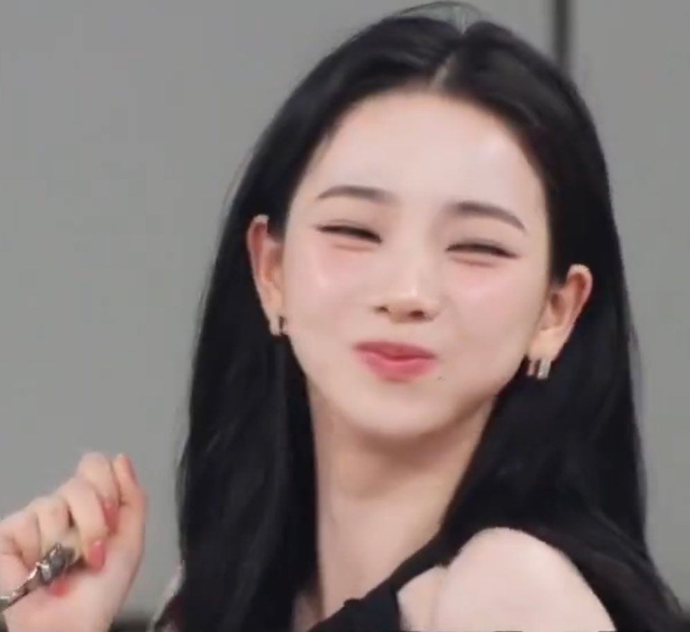 j1miniii's tweet photo. 계속그렇게웃어 아가… https://t.co/iFuKFSIHSS